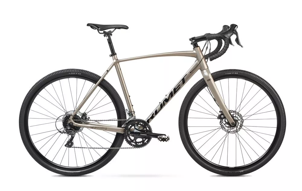 Romet ASPRE 1 2022 Schwarz-Gold Bike Gravel Alu 6061 X-lite WTB Riddler 700×37C Shimano Claris Preis 3649 zł